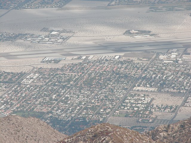 <b>